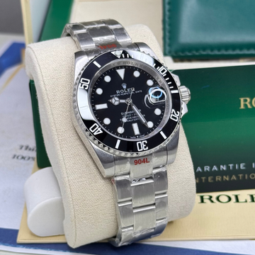 Rolex Automatic Oyster Perpetual Submariner Rotatable Bezel Iconic Wrist Watch