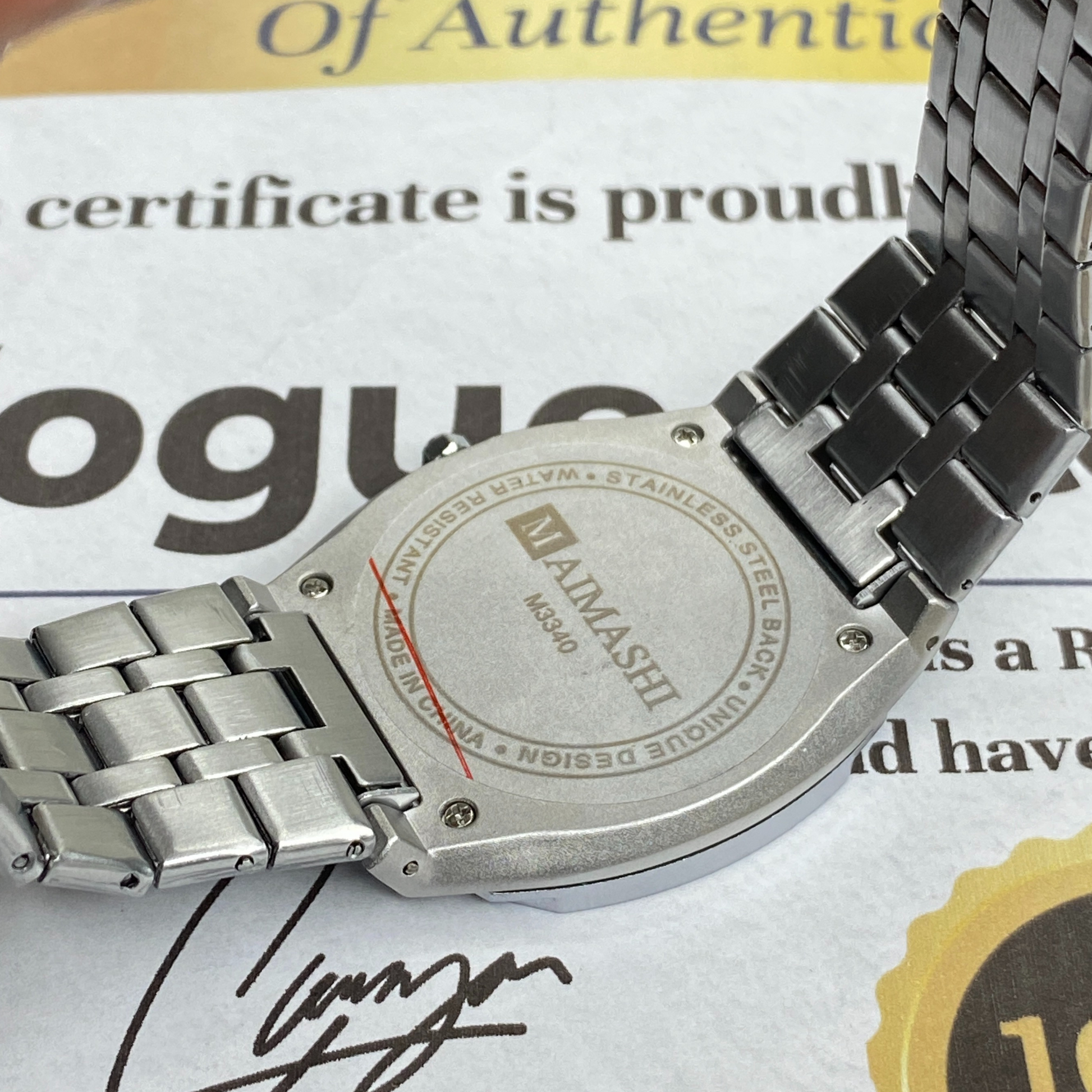 MAIMASHI Slim Design Analog Display Stainless Steel Chain Watch for Men