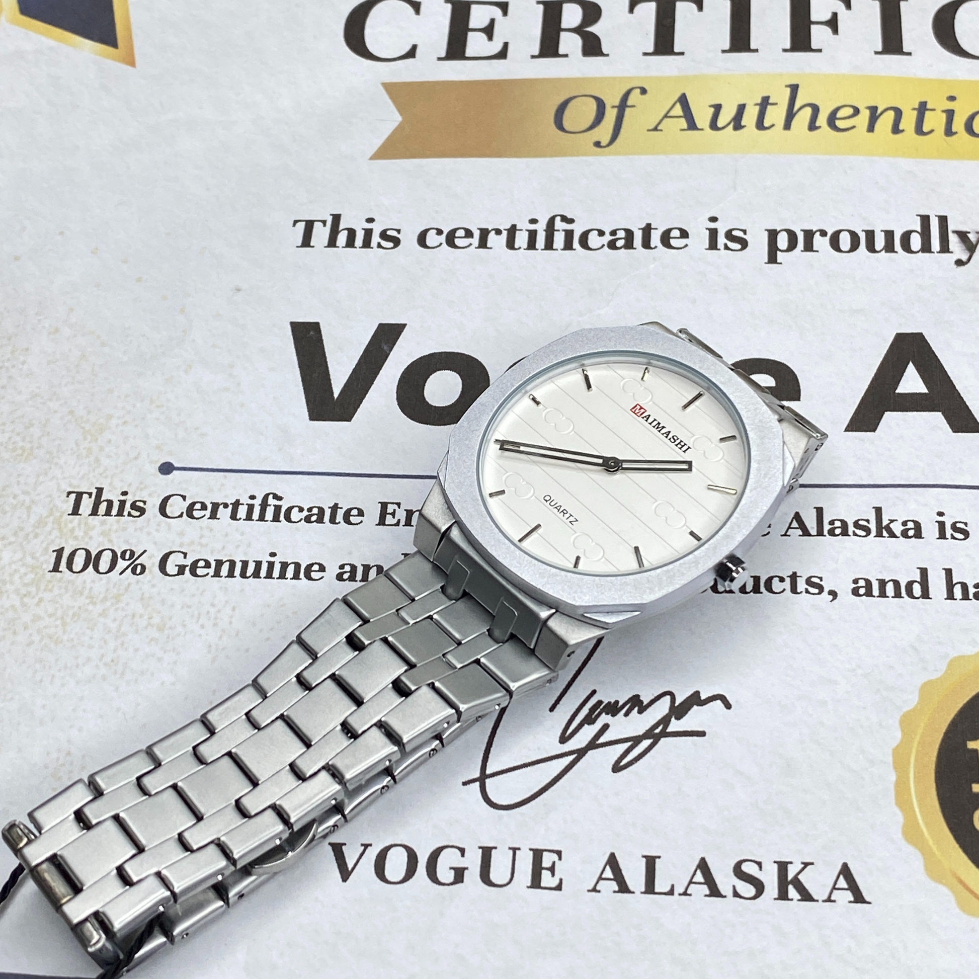 MAIMASHI Slim Design Analog Display Stainless Steel Chain Watch for Men
