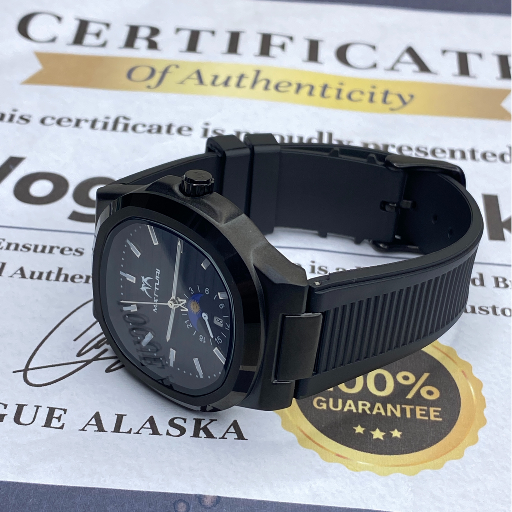 MATTURI Analog Time Date Display Rubber Straps Watch For Men